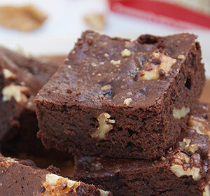 BROWNIE CON NUECES